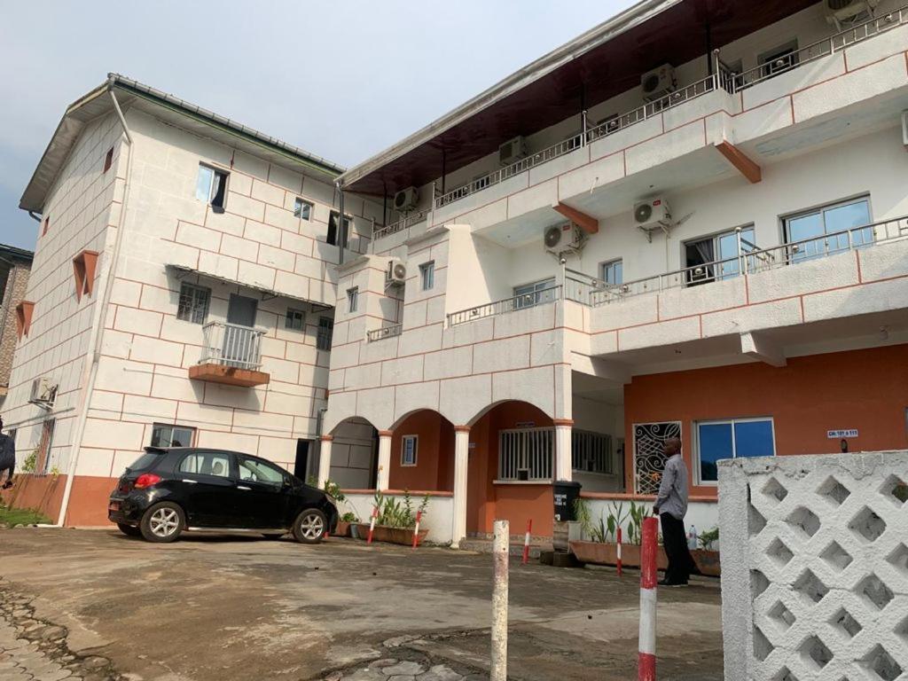 Hotel La Grace Kribi Ngoại thất bức ảnh