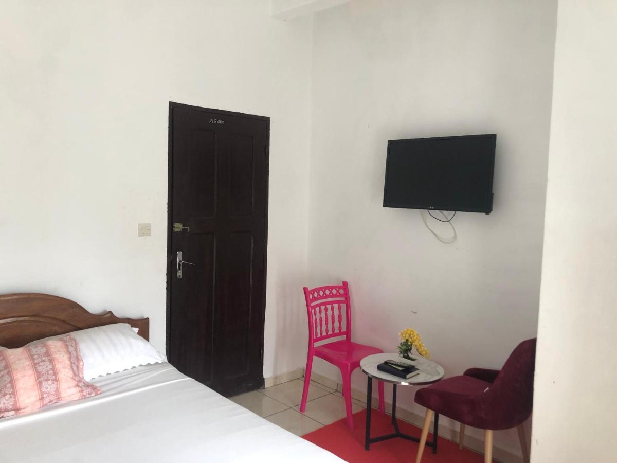 Hotel La Grace Kribi Ngoại thất bức ảnh