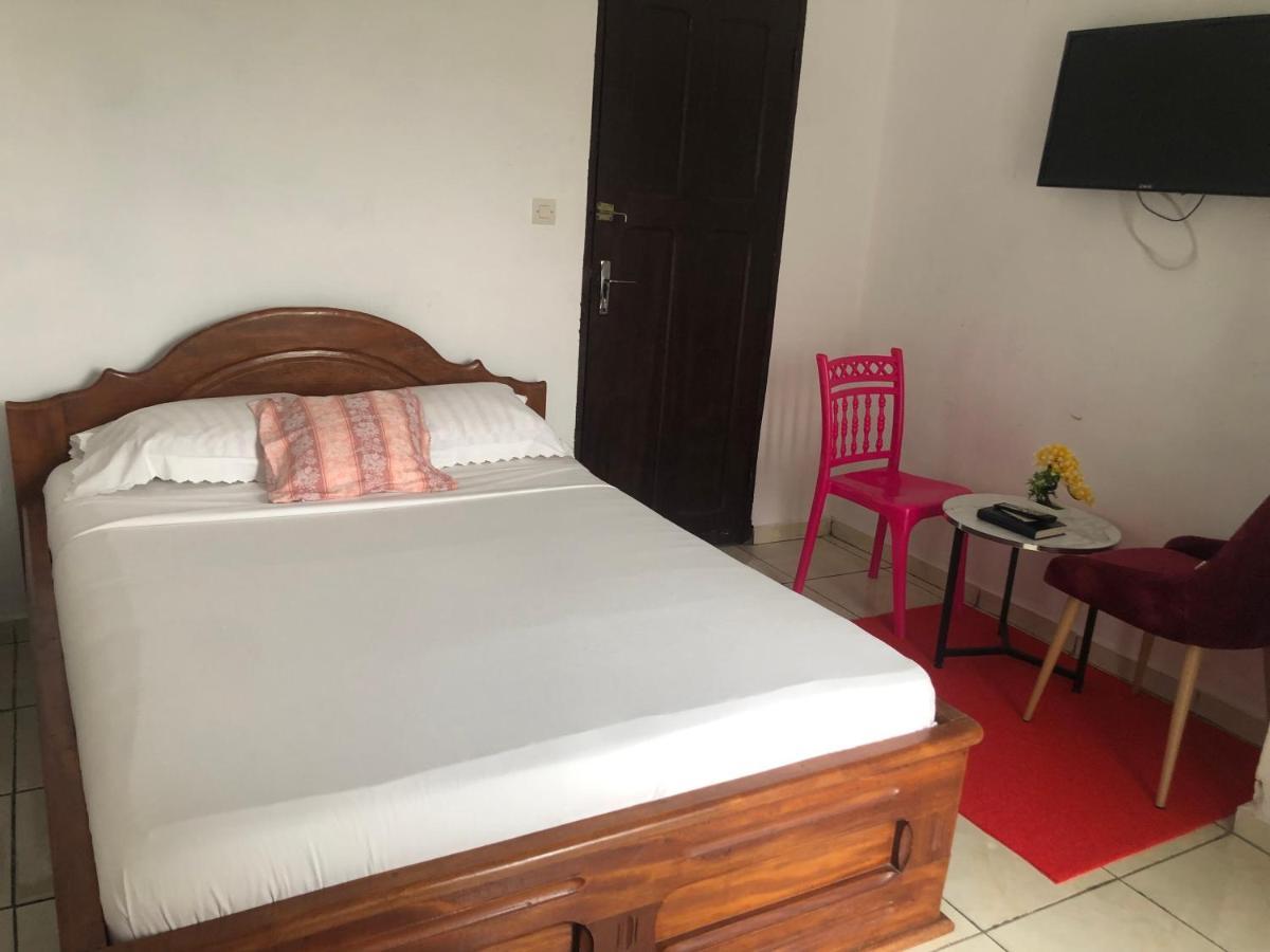 Hotel La Grace Kribi Ngoại thất bức ảnh