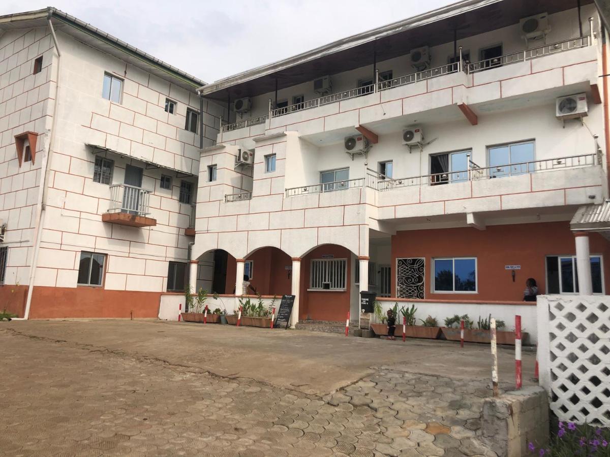 Hotel La Grace Kribi Ngoại thất bức ảnh